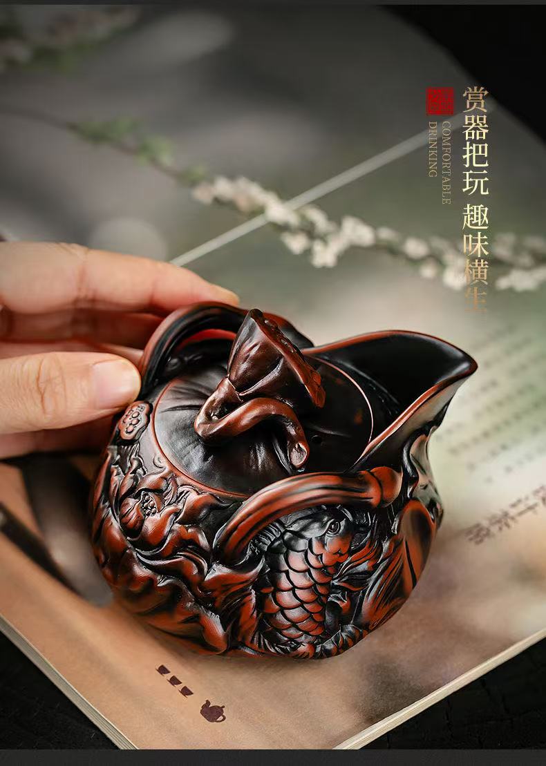 【11号】紫陶年年有余手抓壺 荷塘夜色，荷花手抓壶
